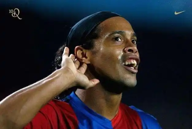 并签约至 并签约至