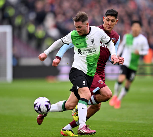 这支德甲球 这支德甲球