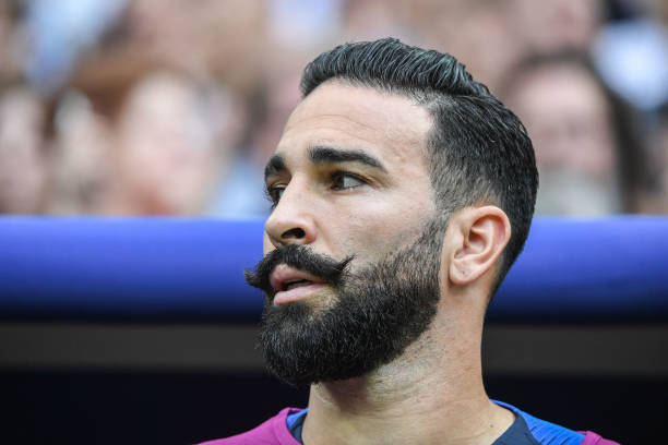 陷入更为被 陷入更为被